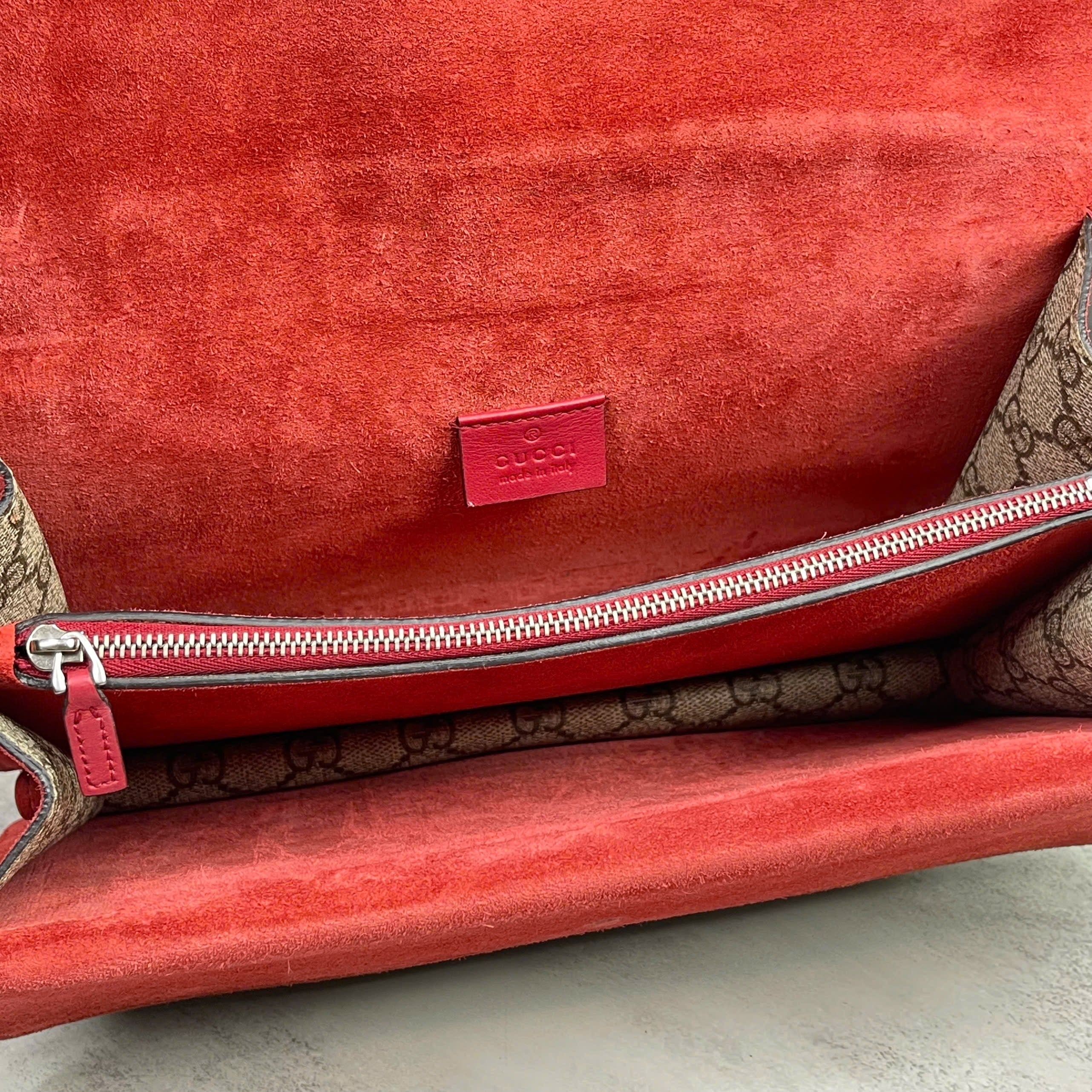 Gucci Dionysus GG Supreme Small phối da đỏ