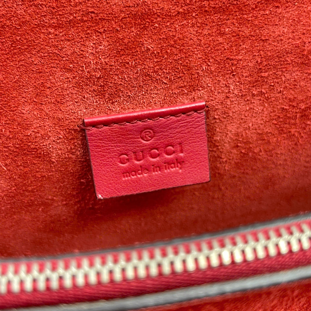 Gucci Dionysus GG Supreme Small phối da đỏ