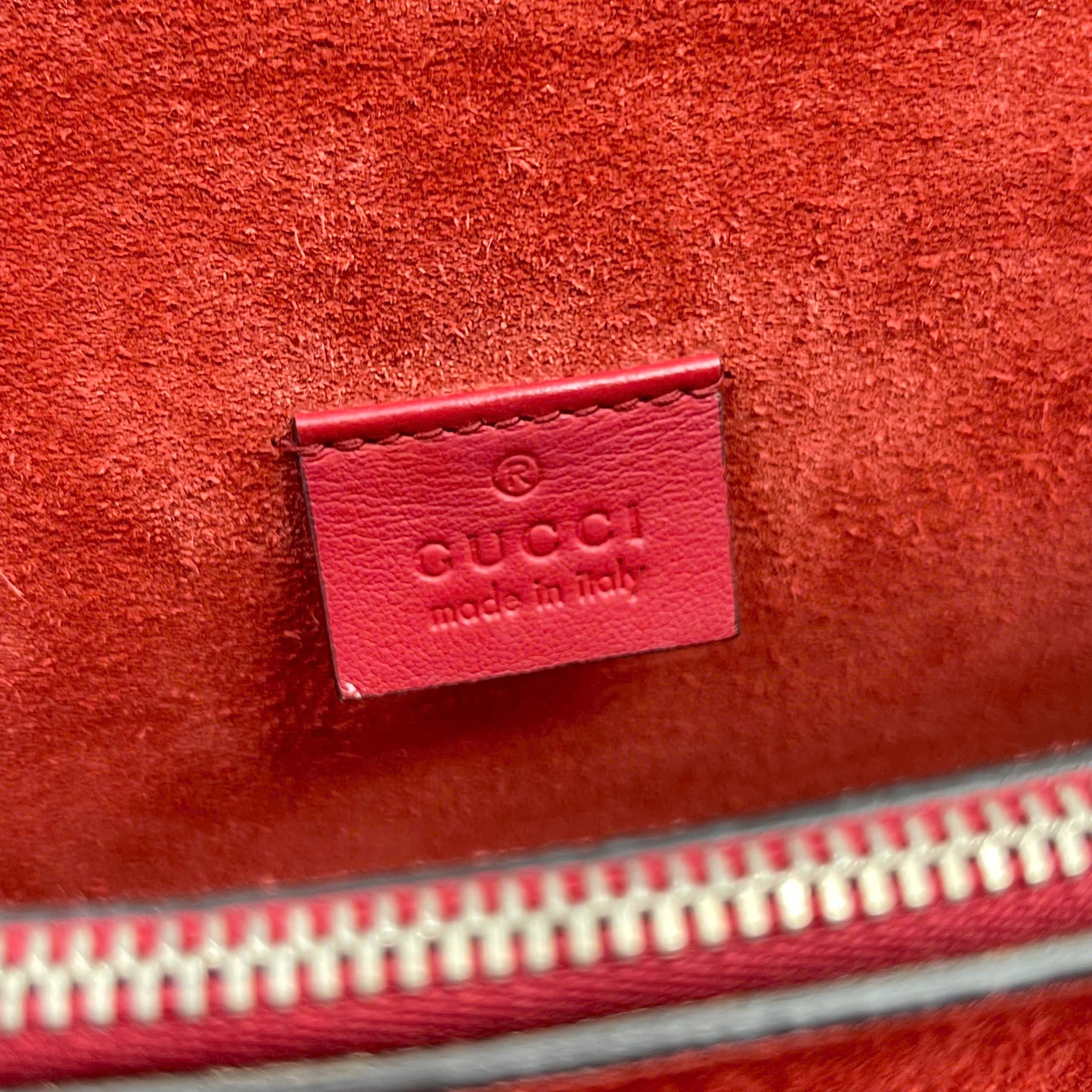 Gucci Dionysus GG Supreme Small phối da đỏ