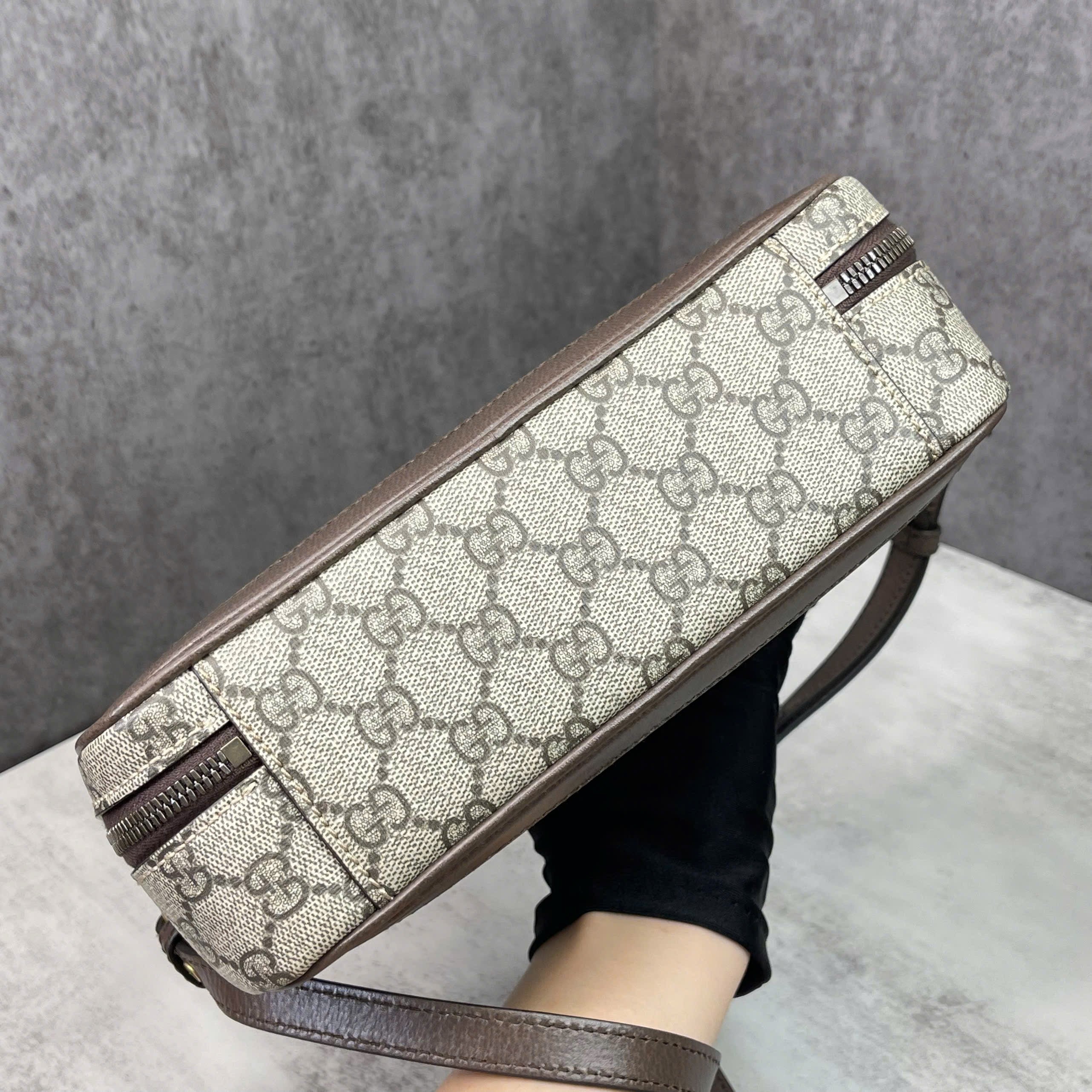 Gucci Ophidia GG Supreme túi đeo chéo phối sọc Web